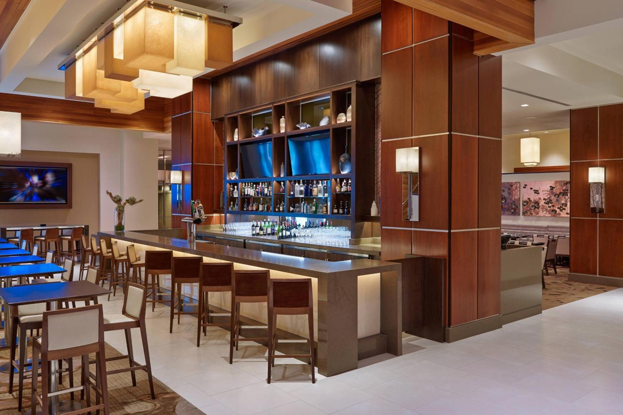 The Westin Crystal City Reagan National Airport Arlington Exterior photo