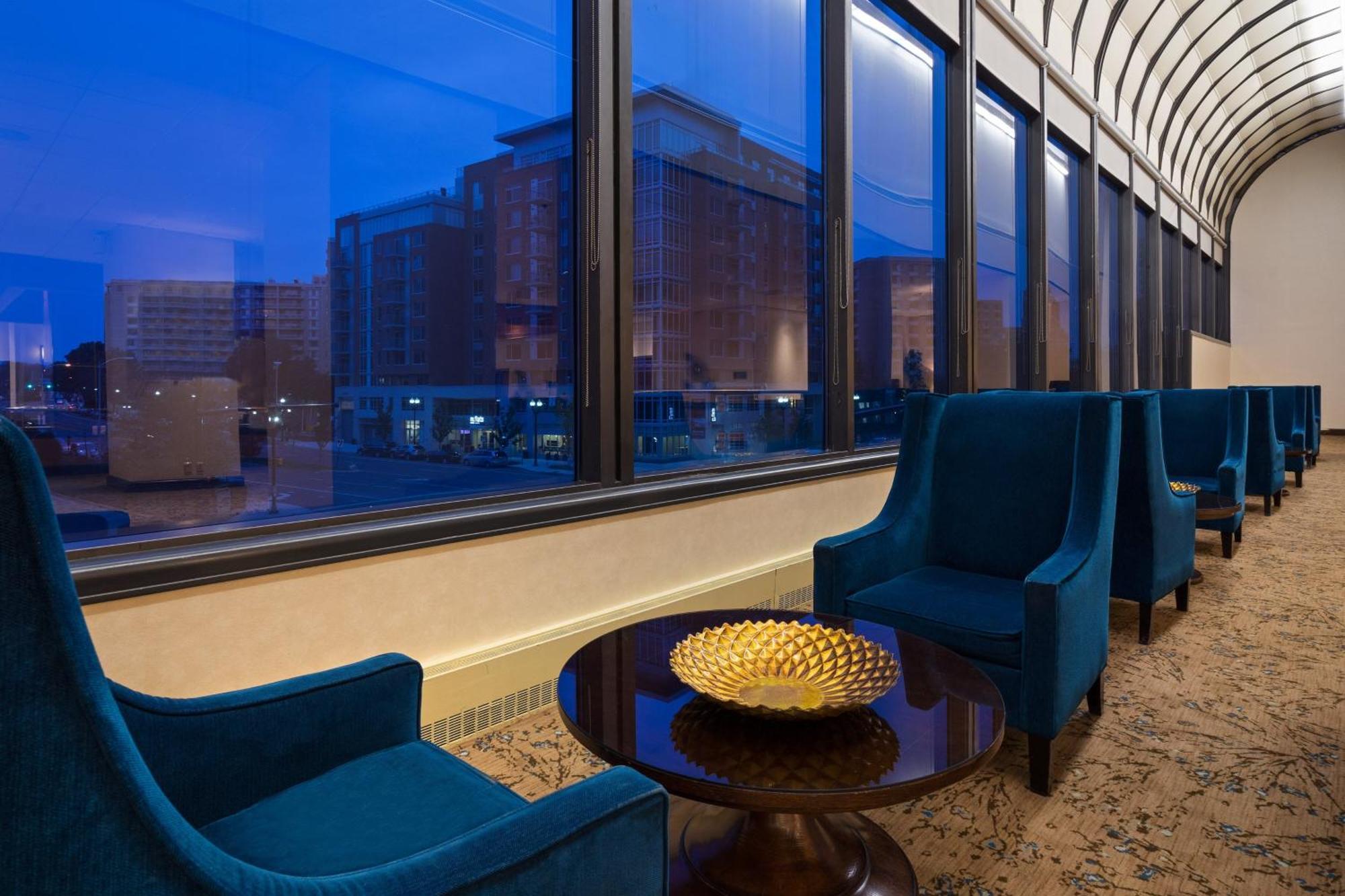 The Westin Crystal City Reagan National Airport Arlington Exterior photo